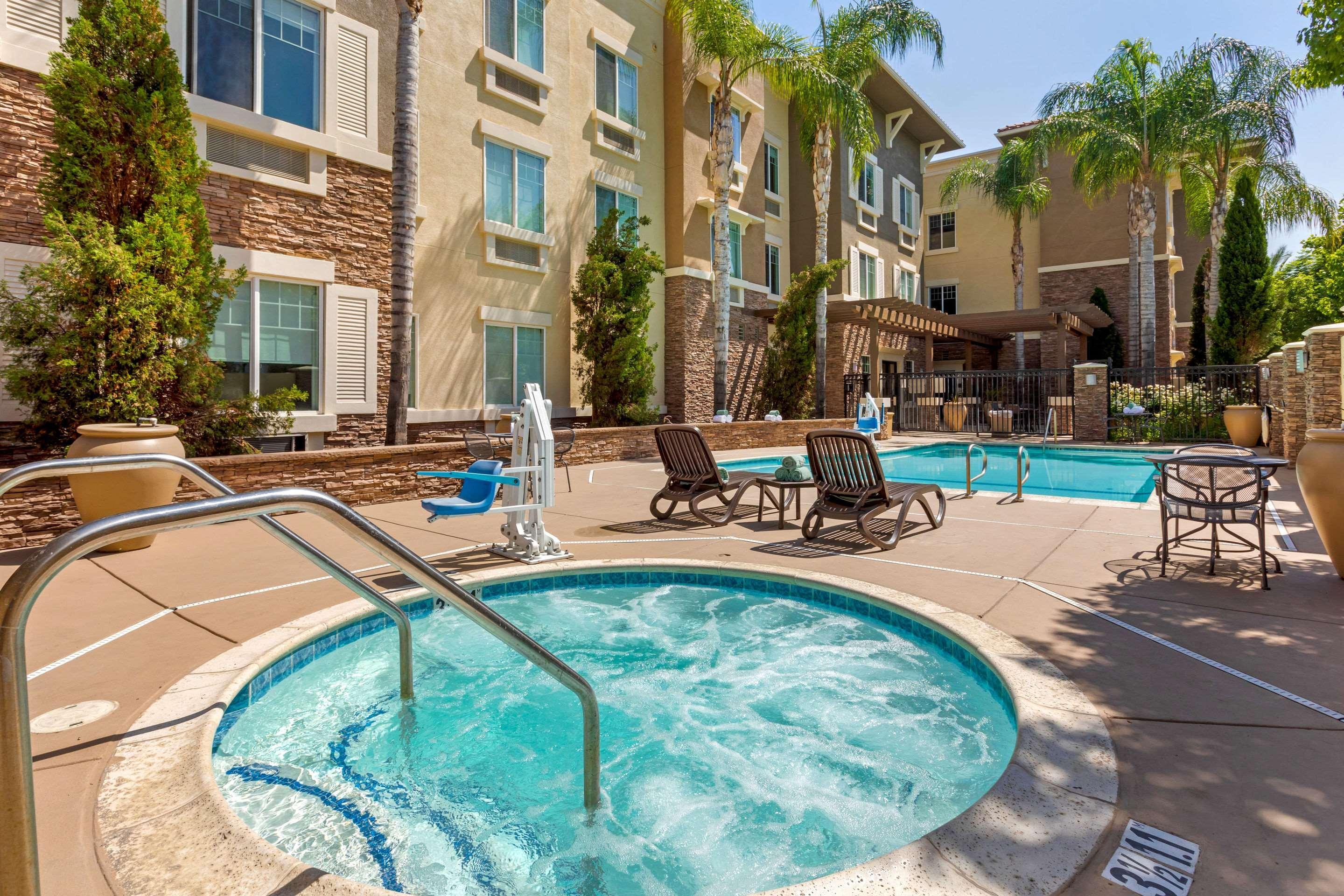 Comfort Inn&Suites Near Ontario Airport Exterior foto